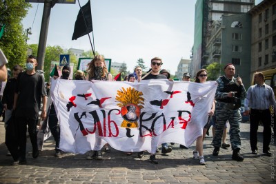 0_9f408_a811b336_XXL